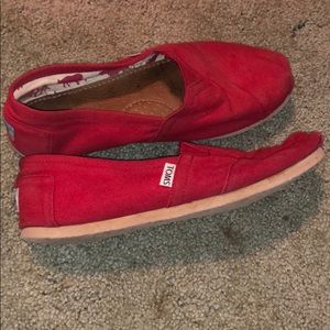 Red Toms size 9